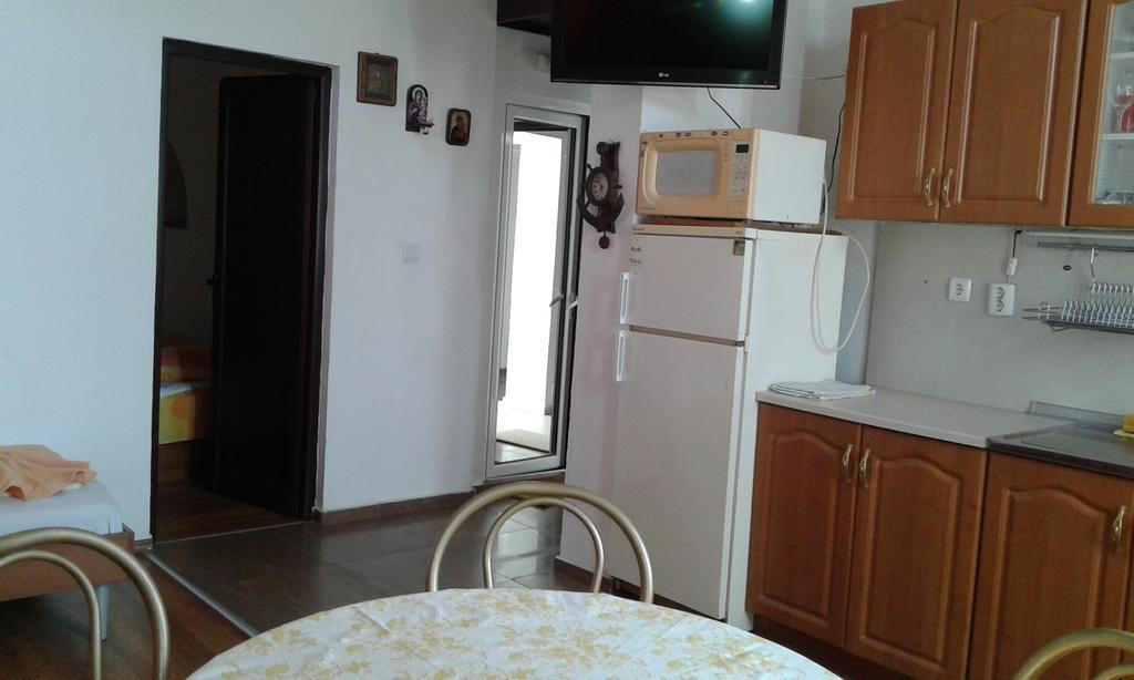 Zora Guest House Primorsko Dış mekan fotoğraf