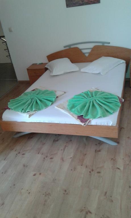 Zora Guest House Primorsko Oda fotoğraf