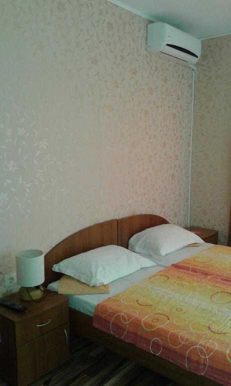 Zora Guest House Primorsko Dış mekan fotoğraf