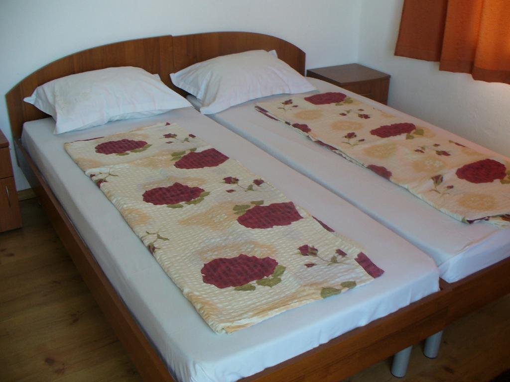 Zora Guest House Primorsko Dış mekan fotoğraf