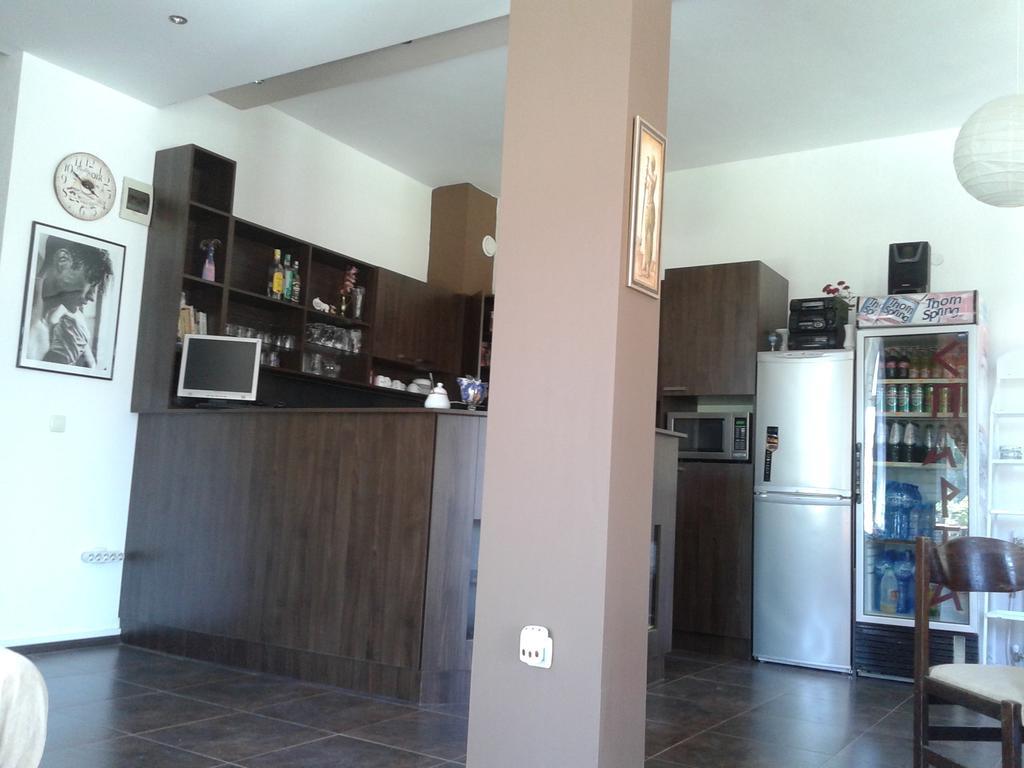 Zora Guest House Primorsko Dış mekan fotoğraf